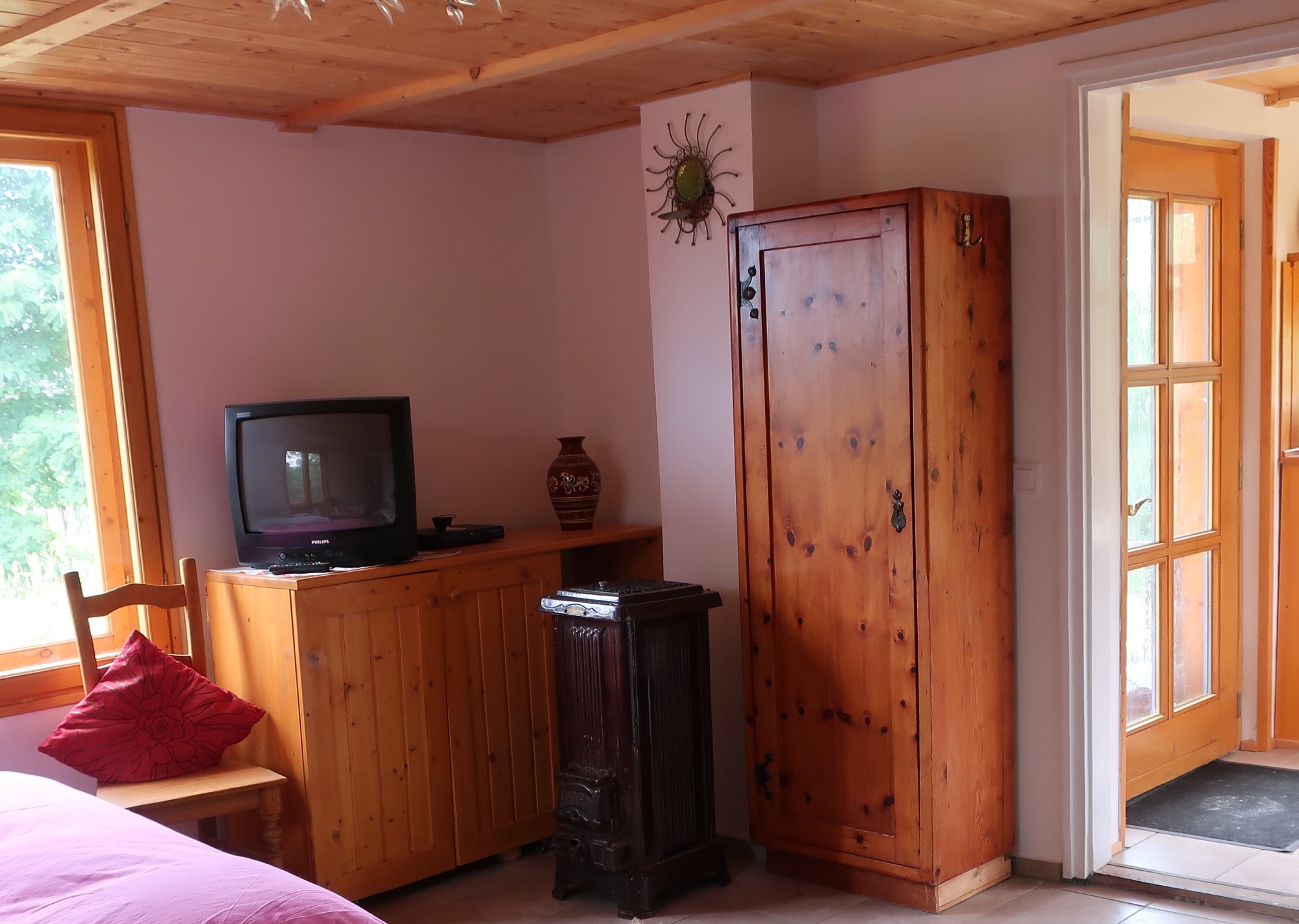 Viel Komfort wie u.a. Satellitenfernsehen